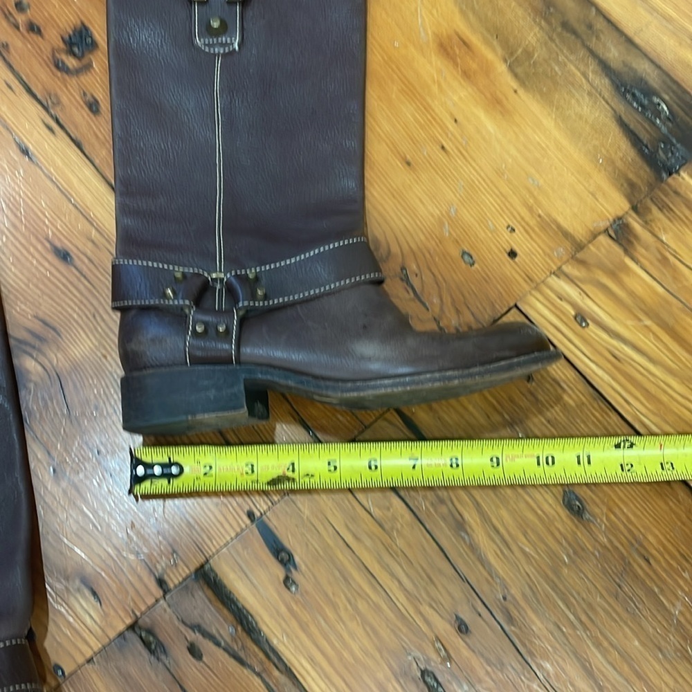 BCBG Maxazria Western Style Brown Leather Boots size 8 - Picture 10 of 12